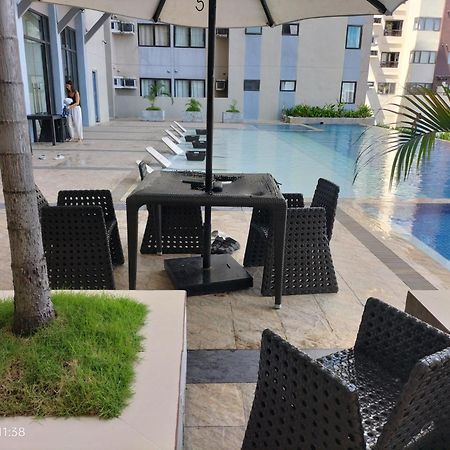 Cozy 1233 The Persimmon Studio Near Sm And Ayala 세부 외부 사진