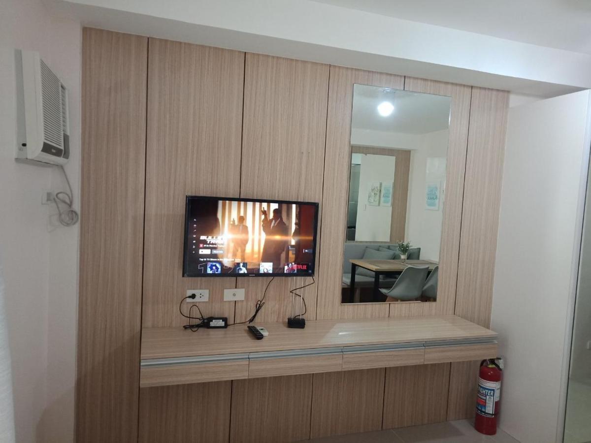 Cozy 1233 The Persimmon Studio Near Sm And Ayala 세부 외부 사진